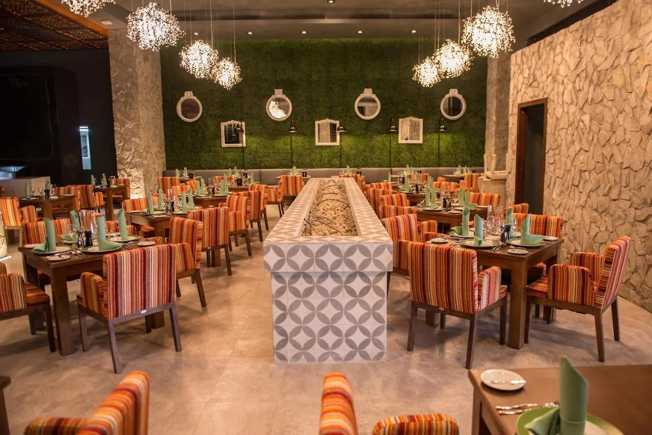 *****  Royalton Riviera Cancun, An Autograph Collection All-Inclusive Resort & Casino (Adults Only) Puerto Morelos Mexico