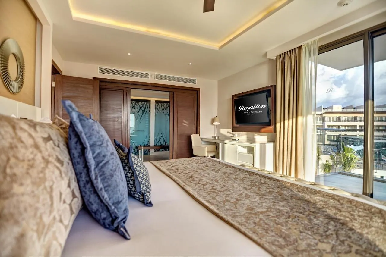 *****  Royalton Riviera Cancun, An Autograph Collection All-Inclusive Resort & Casino (Adults Only) Puerto Morelos Mexiko